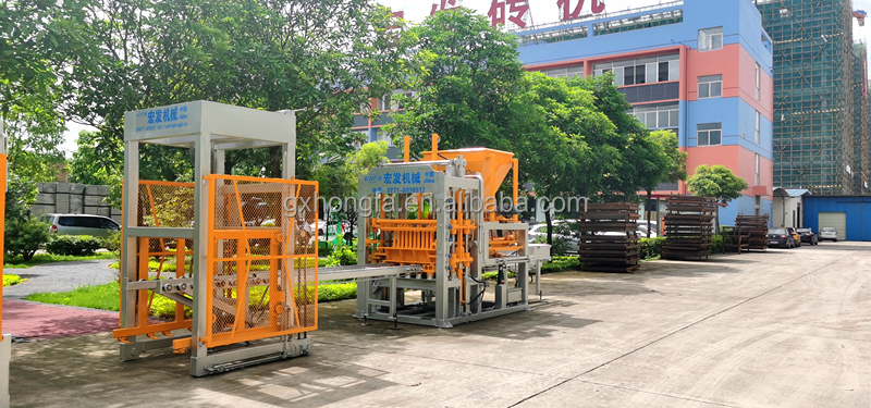 QT4-15D block machine